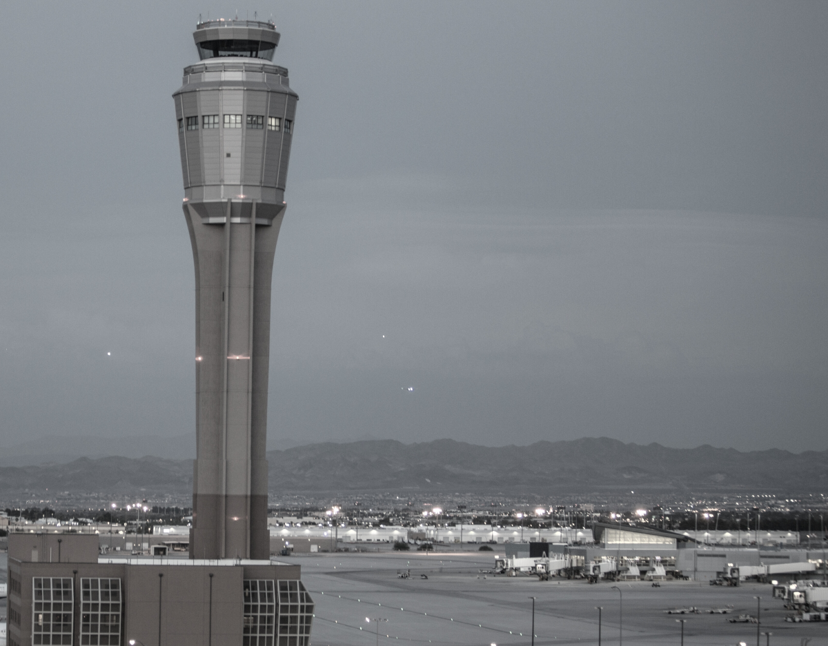 generic-airport-featured-image-LAS-airport-tower-15